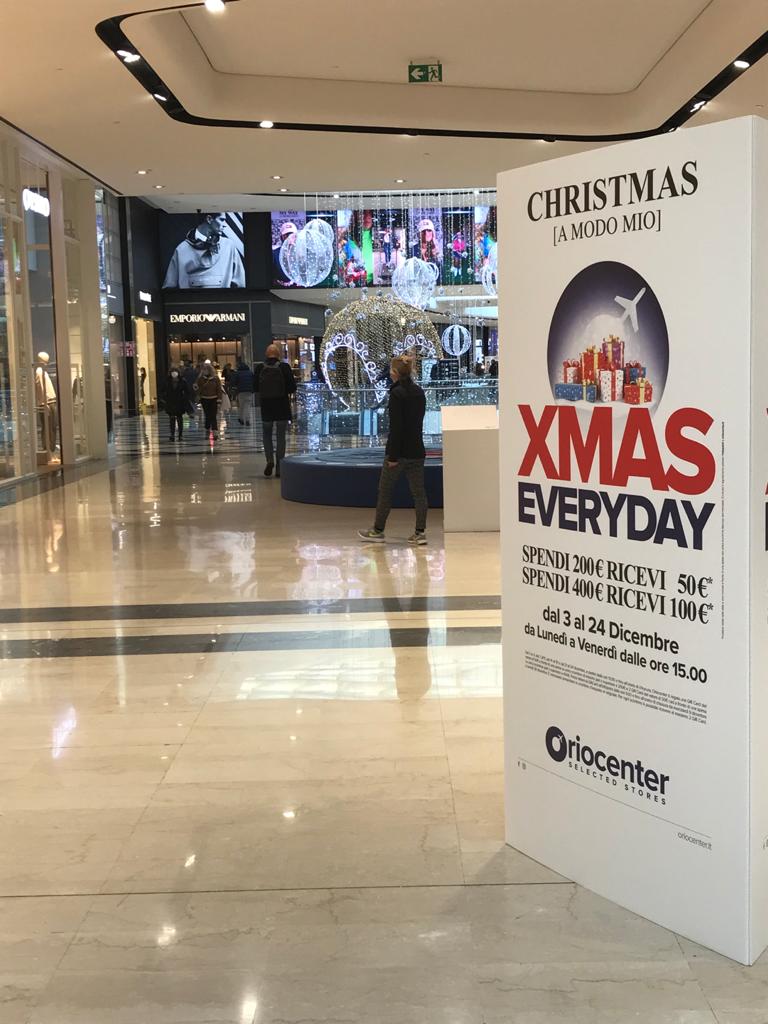 A Oriocenter è Natale tutti i giorni: ecco come stanno resistendo i negozi