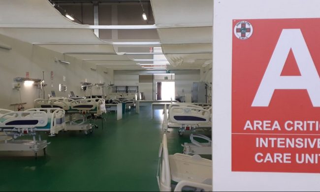 Il bilancio della seconda vita dell’ospedale in Fiera: 135 persone curate, 29 le vittime