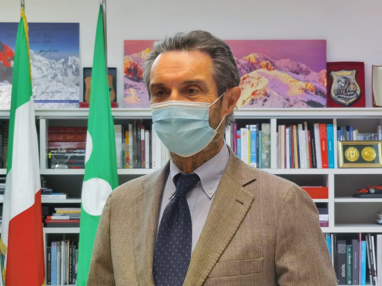 Fontana, nuova polemica con il Governo: «Perché zona gialla da lunedì? Criteri da cambiare»