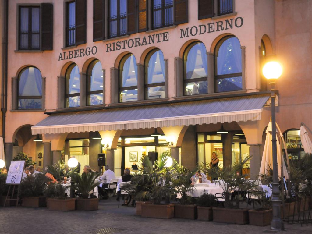 Gli hotel (anche di prestigio) e i centri commerciali finiti all’asta in provincia