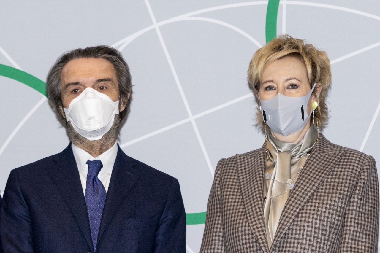 Pasticcio sulla zona arancione, opposizioni all’attacco: «Fontana e Moratti riferiscano in aula»