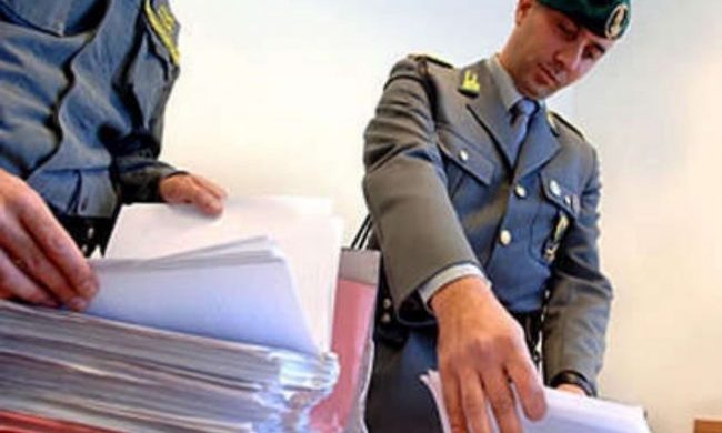 Aiuti dallo Stato per 895mila euro senza averne diritto: denuncia e sequestro di beni