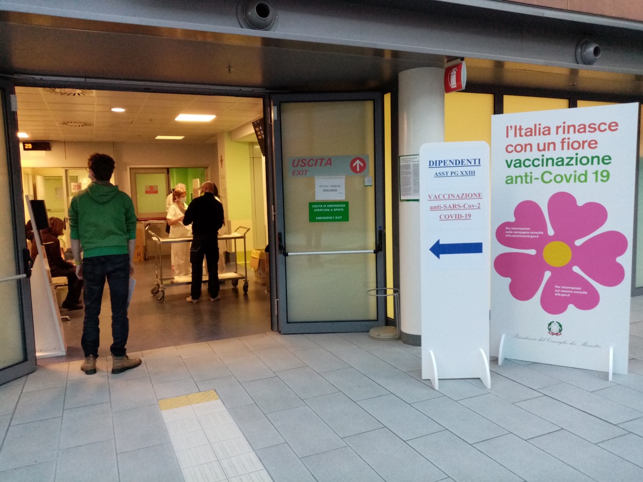 Il Papa Giovanni accelera sulle vaccinazioni anti-Covid: 230 al giorno tutta la settimana