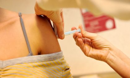 La denuncia: in Lombardia buttate quasi un milione di dosi di vaccino antinfluenzale