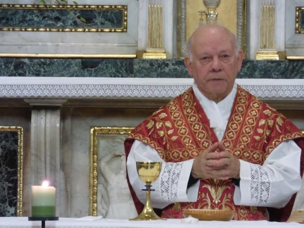 Lutto a Monte Marenzo per la morte di don Renato Carminati, parroco per 20 anni