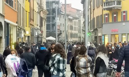 A Bergamo bene il terziario in centro, frenano ospitalità e pubblici esercizi