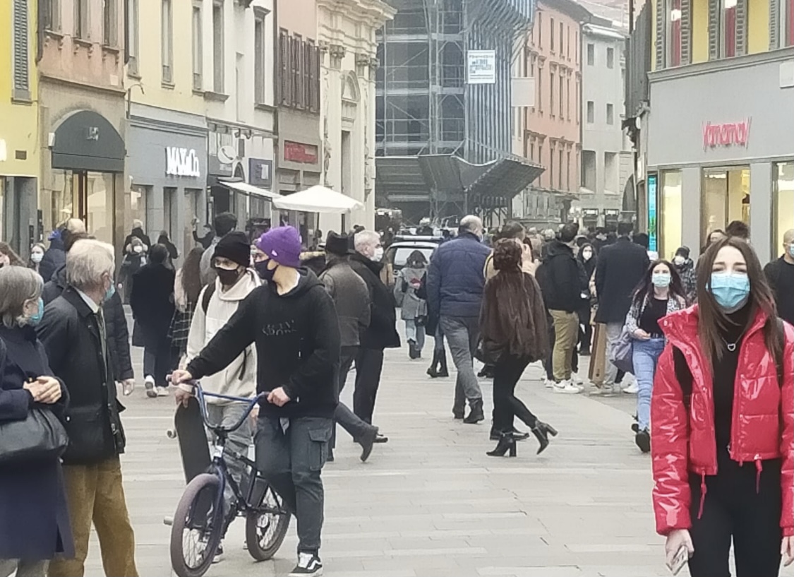 L’appello del sindaco Gori: «Contagi e variante inglese, siamo a rischio. Serve prudenza»