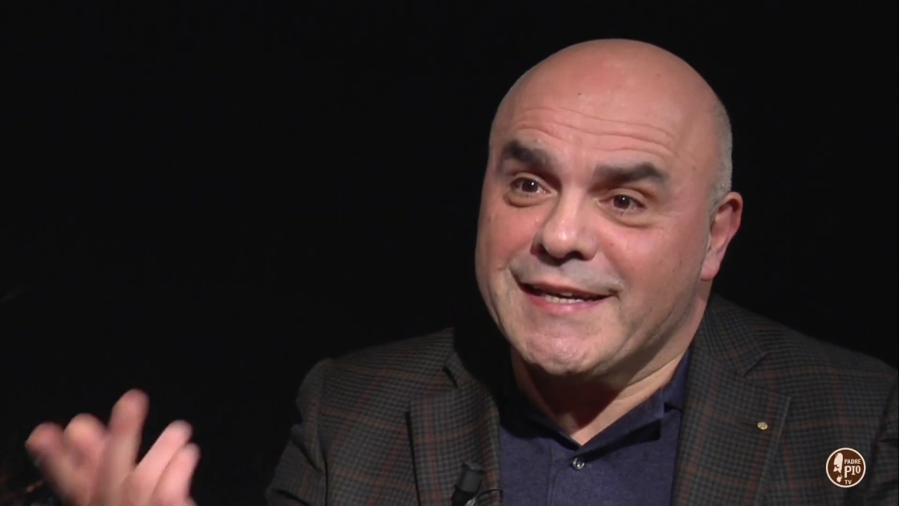 Lo scienziato bergamasco che parla con le cellule e che ordina loro di sconfiggere il cancro