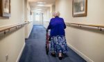 Tamponi per le visite a pagamento e Rsa isolate: «Anziani e disabili presi in giro»