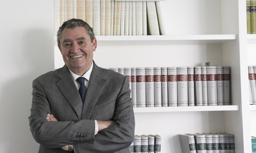 È morto l’avvocato Buzzanca. La politica era la sua passione, fu assessore con Veneziani