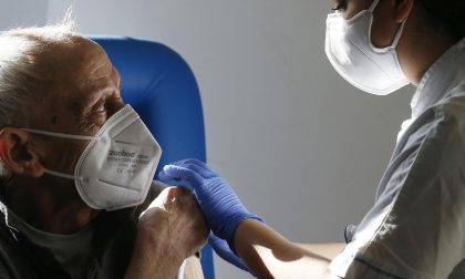 Regione Lombardia, approvato protocollo per rendere le Rsa centri vaccinali