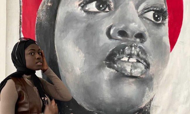 Aida, la «influencer con il velo» di Romano che combatte il razzismo con l’ironia