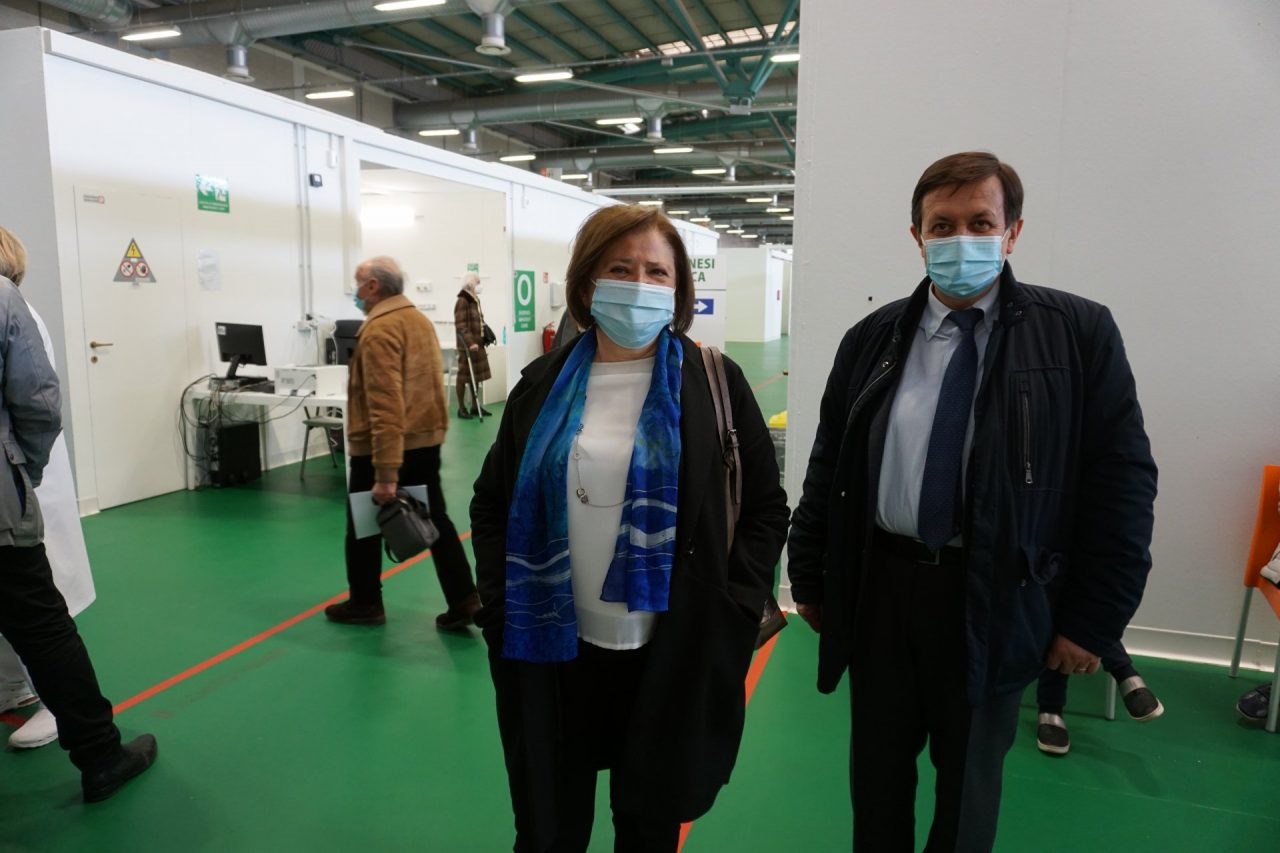 «Spero di poter usare la Fiera anche per la vaccinazione di massa». Il Papa Giovanni in attesa del via libera (gratis)