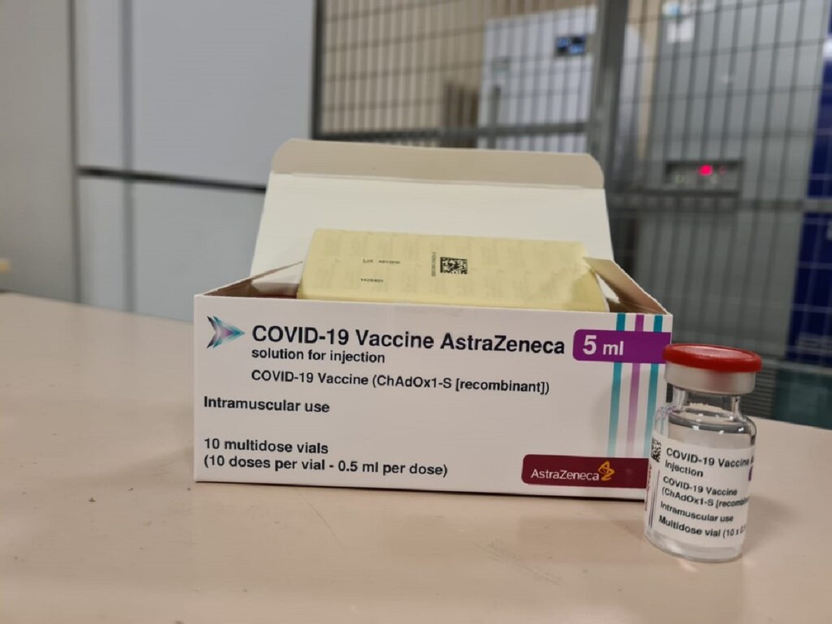 L’Ema si pronuncia su AstraZeneca: il vaccino è sicuro. Via libera alle somministrazioni