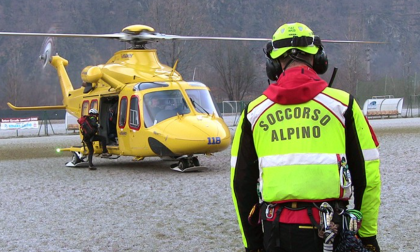 Ha un malore e scivola in un torrente: soccorsa giovane escursionista in Val Brembana