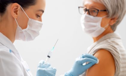Fase 3 di vaccinazione: a Bergamo già 180 persone hanno ricevuto la dose aggiuntiva