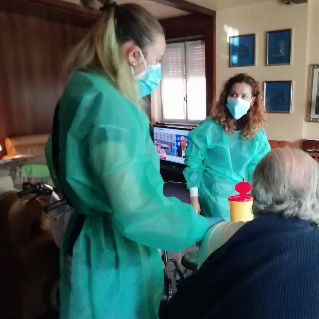Vaccinazioni anti-Covid per i pazienti fragili, sono iniziate quelle a domicilio