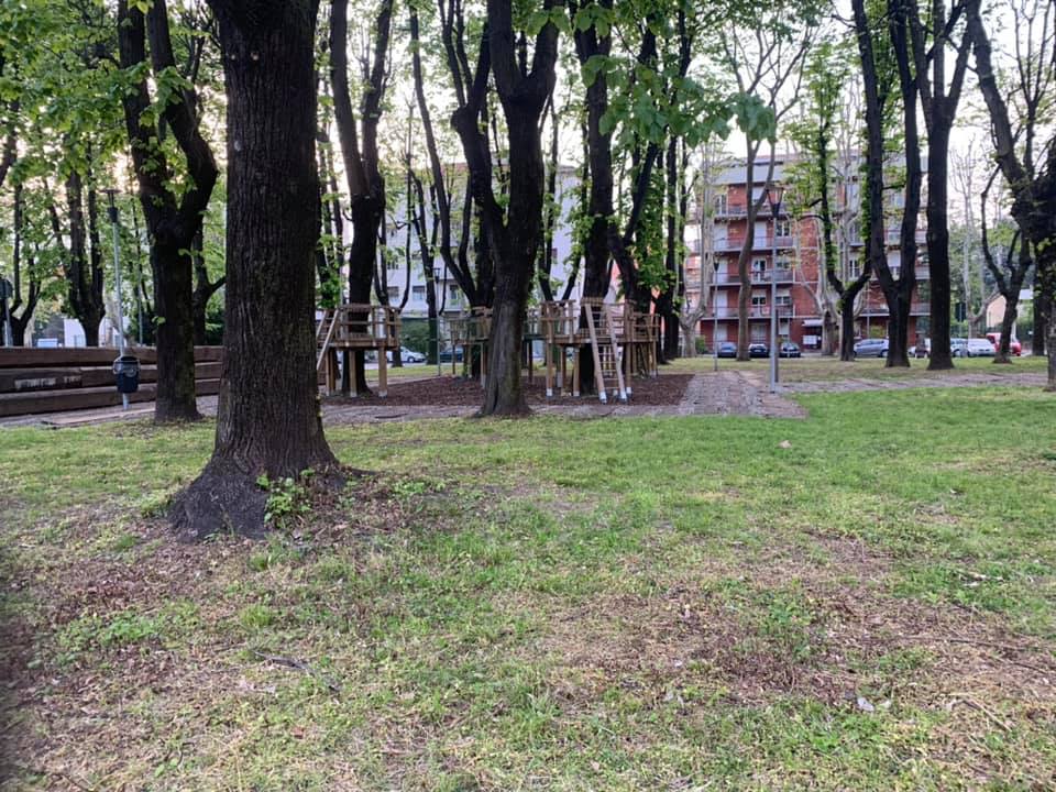 Sicurezza alla Malpensata e in via Paglia, Carrara: «Il Comune racconta una città che non esiste»