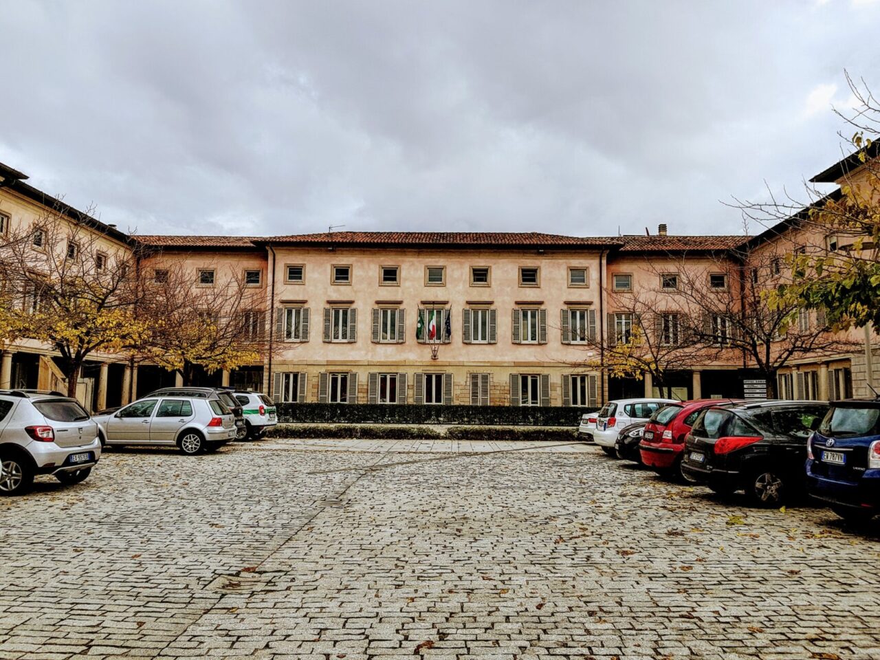 Focolaio tra i dipendenti del Comune di Capriate: il municipio chiude al pubblico