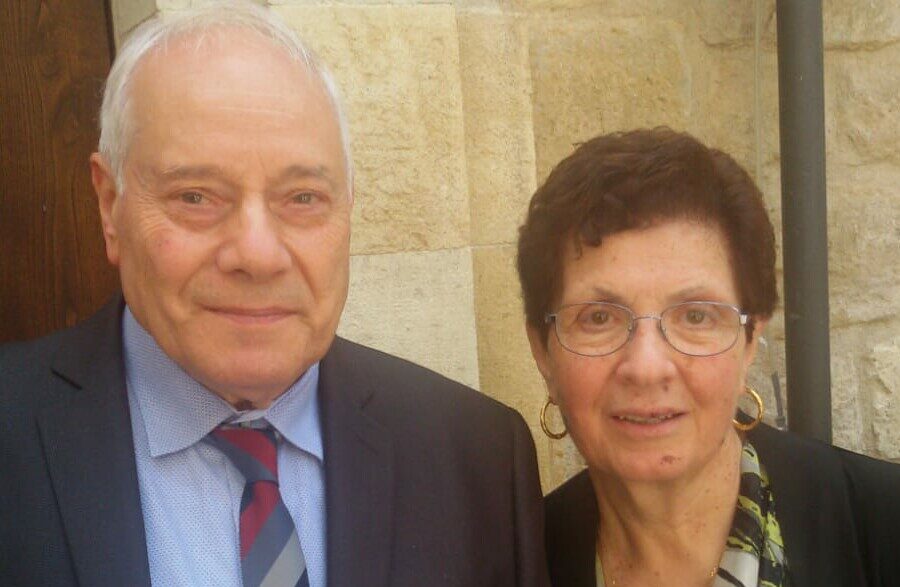 Sposati da 53 anni, muoiono di Covid insieme (a 36 ore di distanza)