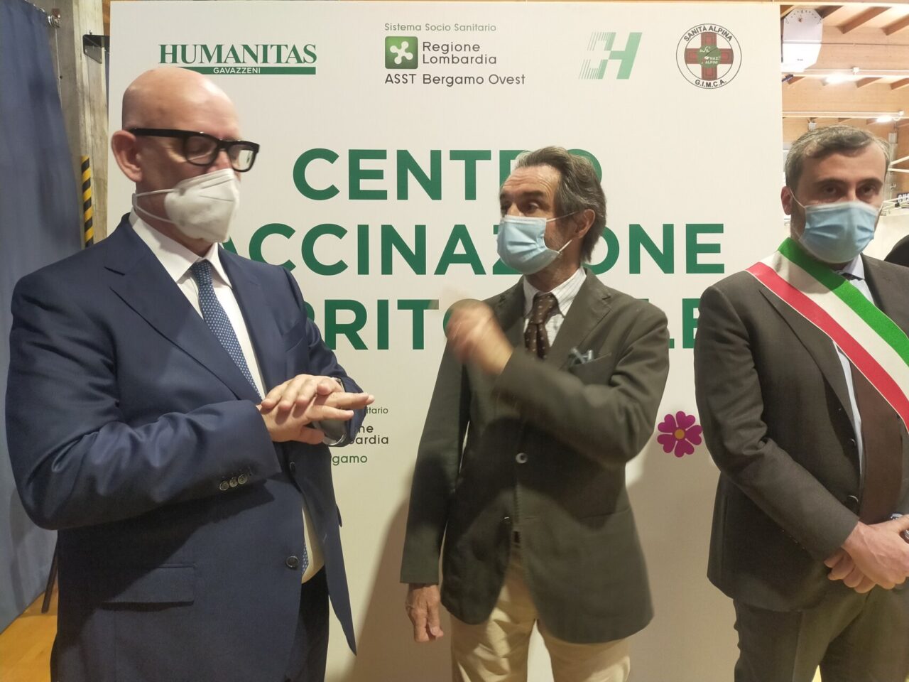 Dopo Clusone, Zogno e Bergamo, Fontana ha fatto tappa anche a Dalmine
