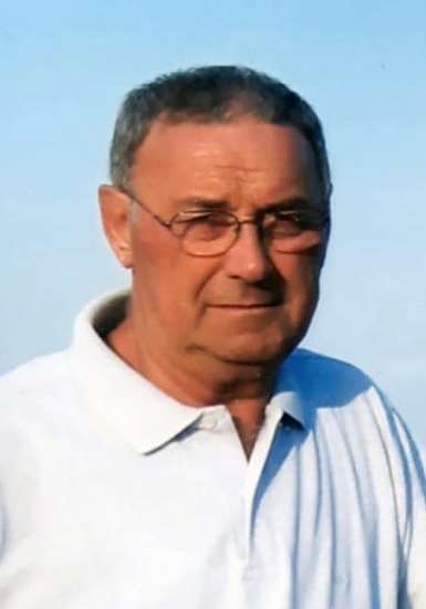 Bandiere a lutto a Osio Sotto: è morto all’età di 86 anni l’ex sindaco Gabriele Rossi