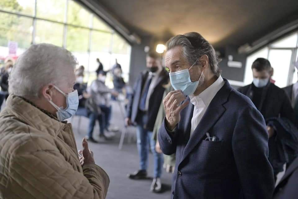 Lombardia in zona gialla dal 26 aprile? Fontana: «Buone possibilità, i numeri migliorano»