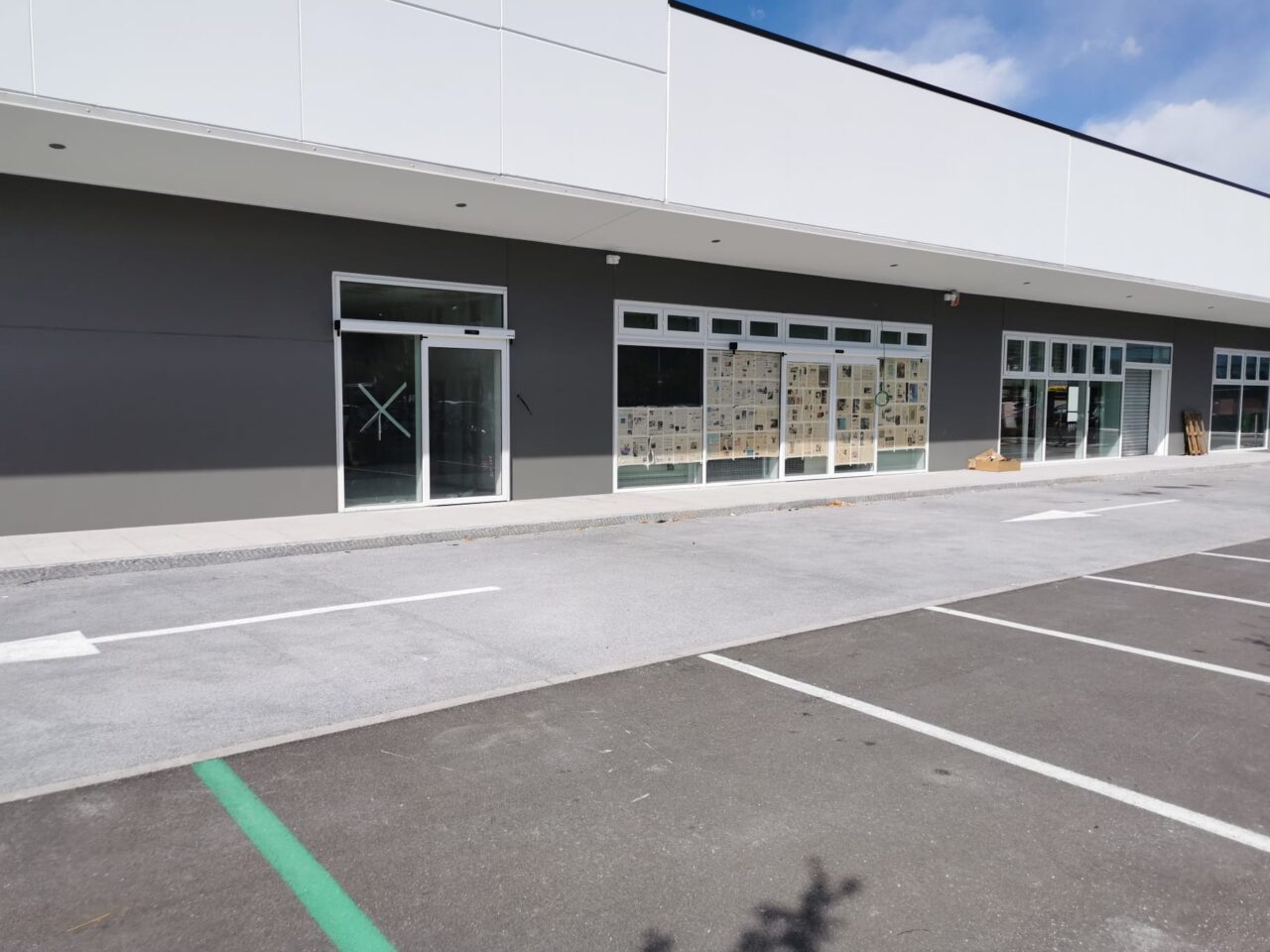 Unieuro apre a Nembro e assume (e sosterrà i negozi di vicinato con quindicimila euro)