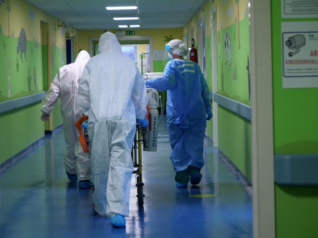 A Bergamo 73 casi in più. In Lombardia calano ulteriormente i pazienti ricoverati