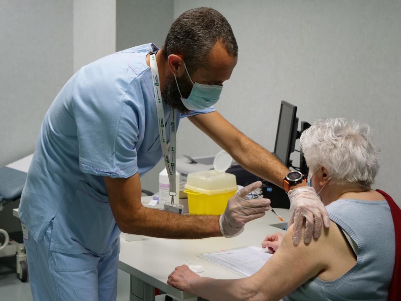 Il punto sulla campagna vaccinale in Lombardia: vicine le 6 milioni di somministrazioni