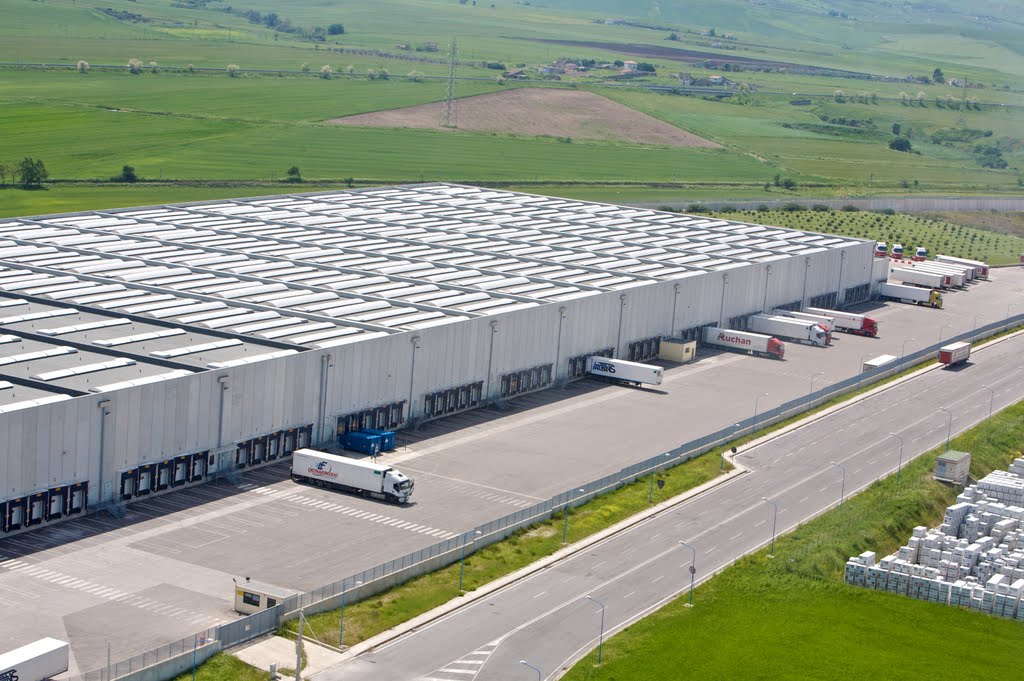 Poli logistici e strade: in 7 anni spariti 37 chilometri quadrati di terreno in provincia