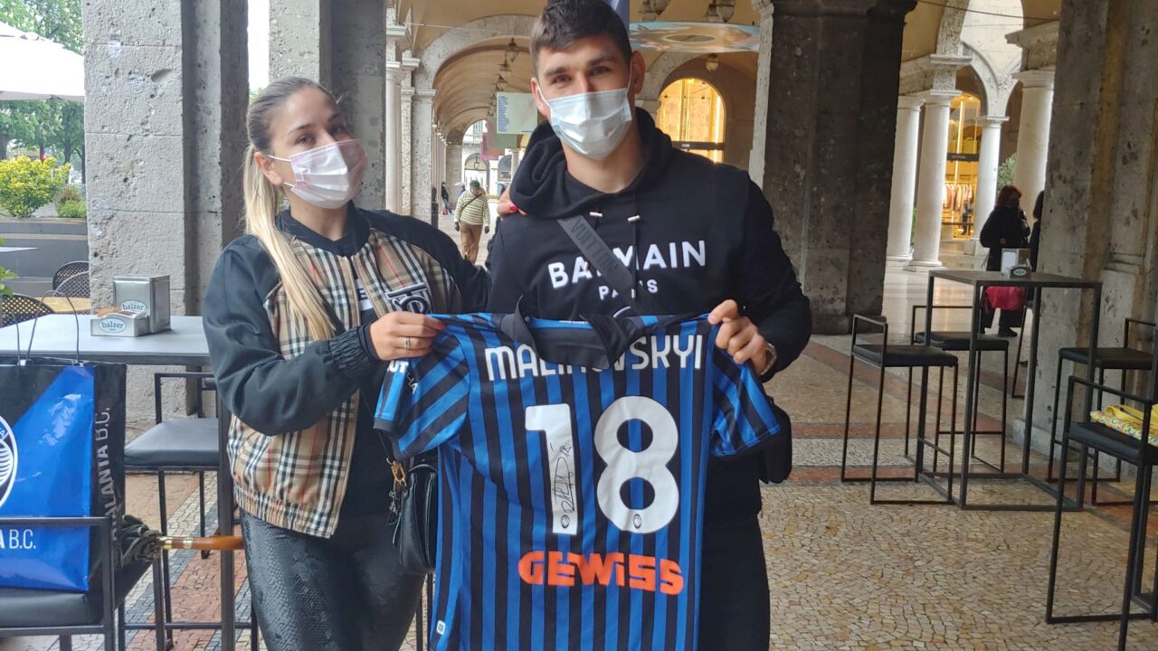 #UnaMagliaPerAmelia: Ruslan e Roksana Malinovskyi mettono all’asta 7 maglie