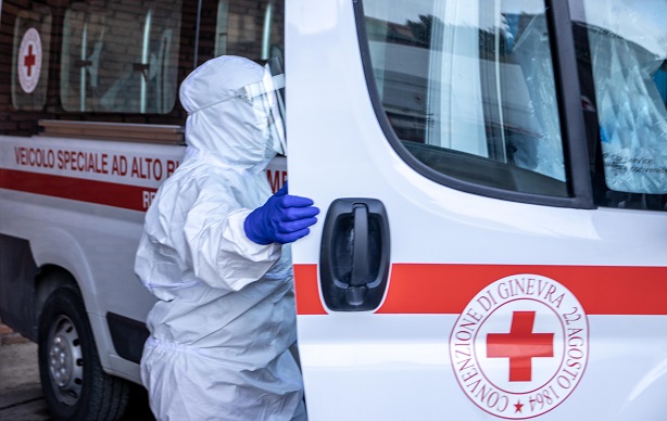 Volo India-Orio al Serio, il trasporto di 131 passeggeri affidato alla Croce Rossa