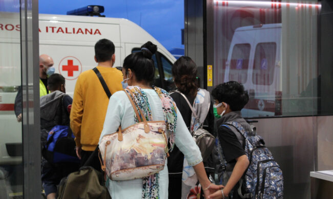 Volo dall’India atterrato a Orio al Serio: ricoverata con il C-pap una donna positiva