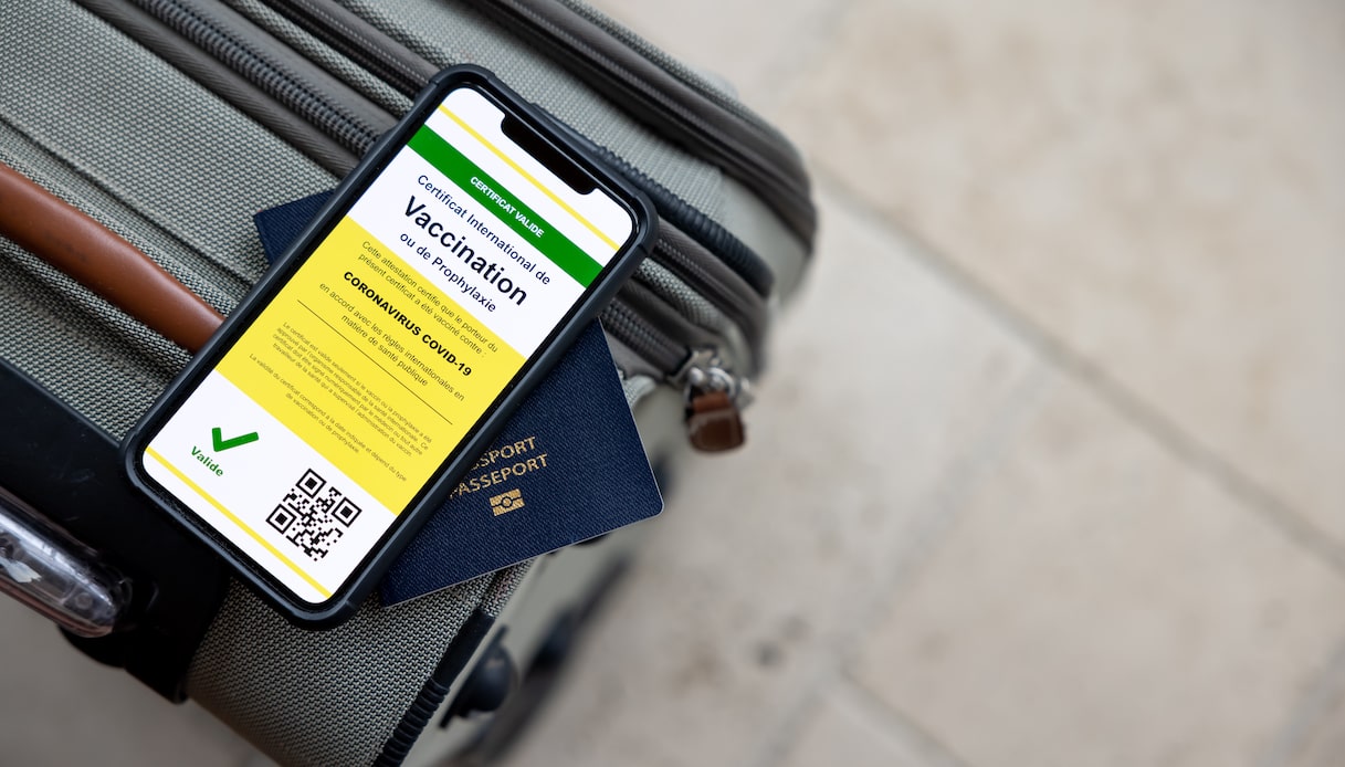 Anche a Bergamo inviati gli sms che avvisano chi è in possesso del green pass