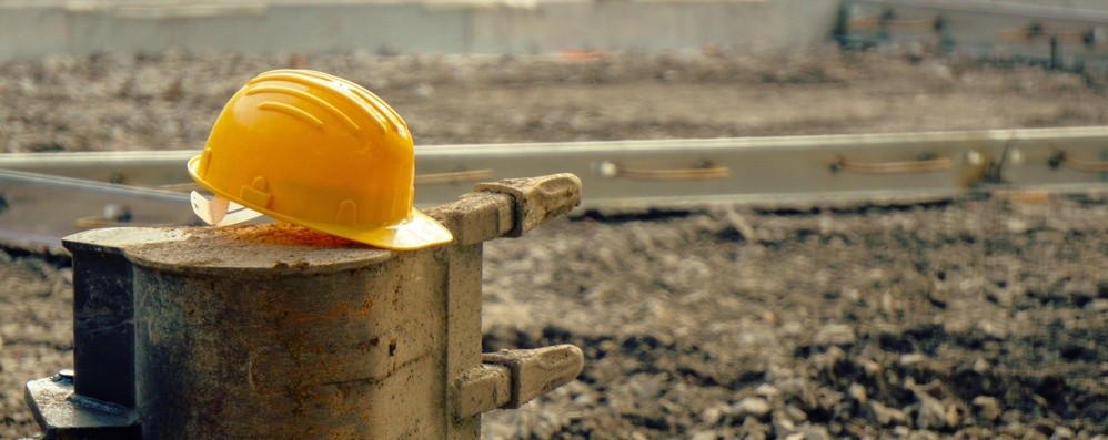 Troppe morti sul lavoro, i sindacati uniti: «Patto per la salute per fermare la strage»