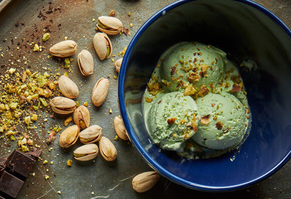 Bergamo tra le 5 città italiane in cui si ordina più gelato a domicilio (adoriamo il pistacchio)