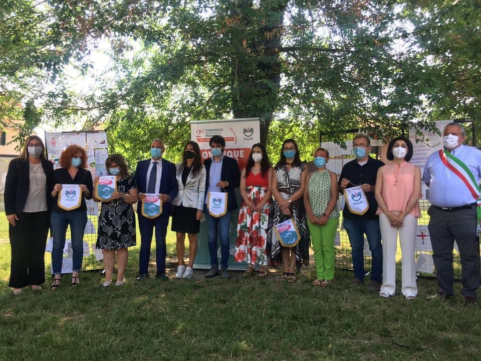 Premio agli infermieri di famiglia e comunità del Papa Giovanni per le cure ai pazienti Covid e per i vaccini