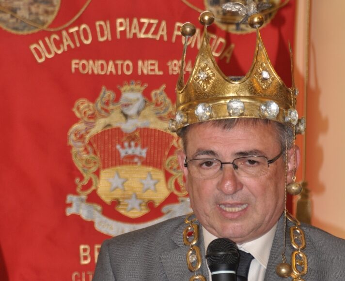 Cerimonia in Piazza Pontida: terzo mandato per il Duca ​Smiciatöt