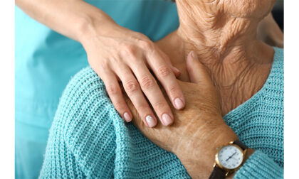 Assistenza anziani: come assumere una badante diurna