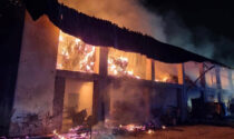 Incendio devasta un fienile a Treviglio: denunciato dai carabinieri un uomo di 38 anni