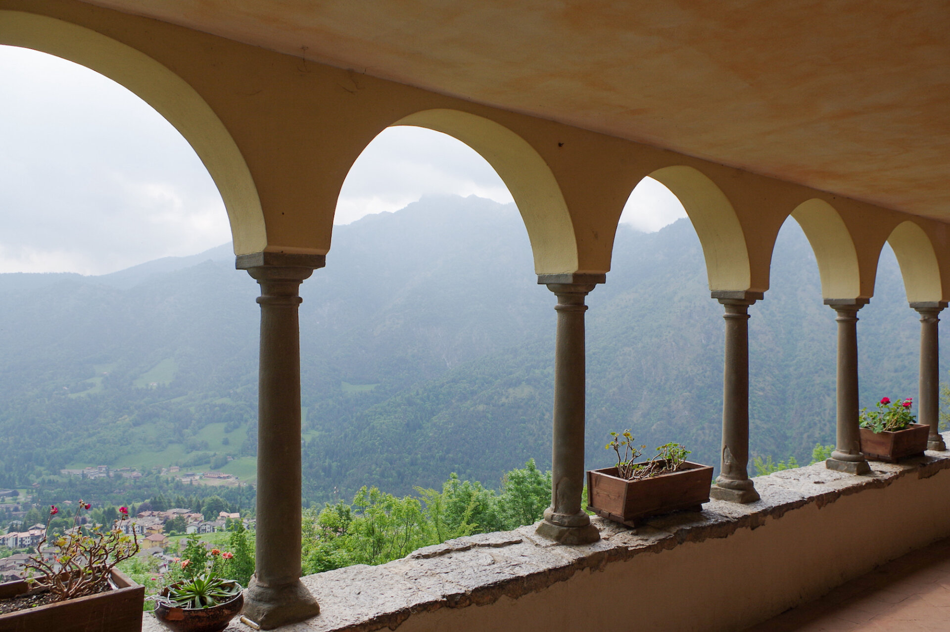 49118192_Santuario della santissima Trinità di Parre