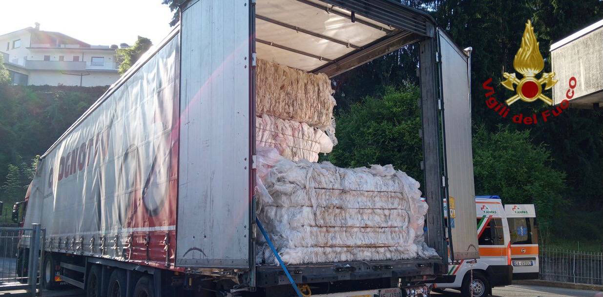 Morte dell’autotrasportatore a Leffe, i sindacati: «Siamo stanchi e arrabbiati»