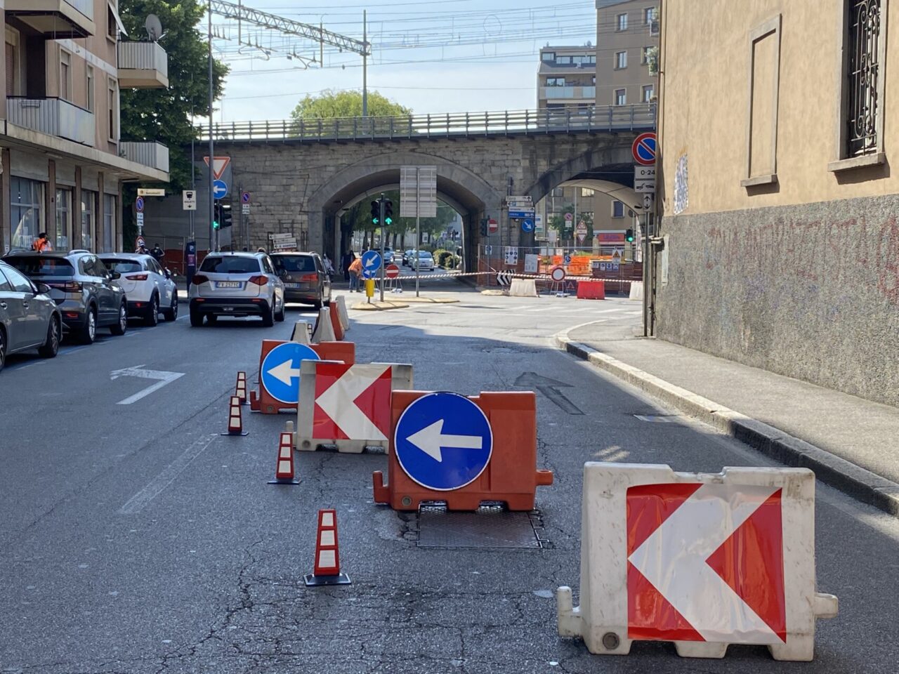 Pochi giorni e il ponte della Malpensata sarà libero. Dal 21 giugno si passa in via San Bernardino
