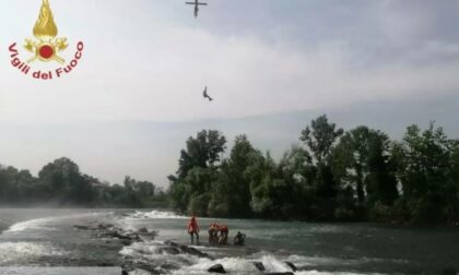 Vigili del fuoco salvano ragazzi intrappolati in mezzo al fiume Oglio