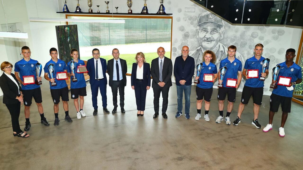 Prima uomini e poi calciatori: premiati da Brembo i giovani atalantini più meritevoli
