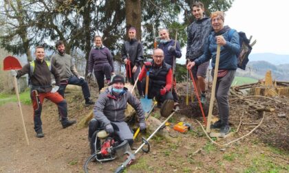 Pic e pala e tanta amicizia: per resuscitare i sentieri arrivano i Trail Builders