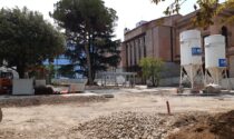 Riqualificazione del Sentierone: in piazza Cavour arriva la nuova pavimentazione