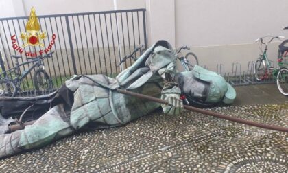 «Rivolete San Giorgio al suo posto?»: a Treviolo c'è già nostalgia per la statua