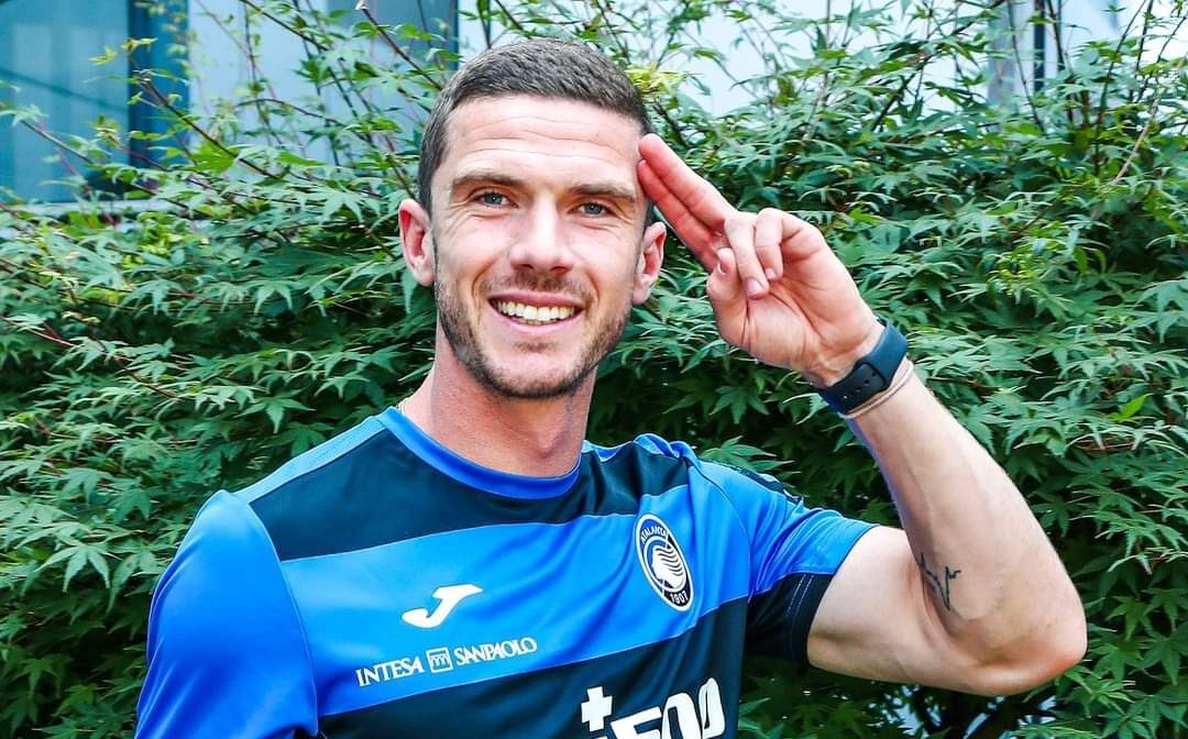 Il grande cuore di Robin Gosens: all’asta alcuni suoi cimeli per aiutare gli alluvionati tedeschi